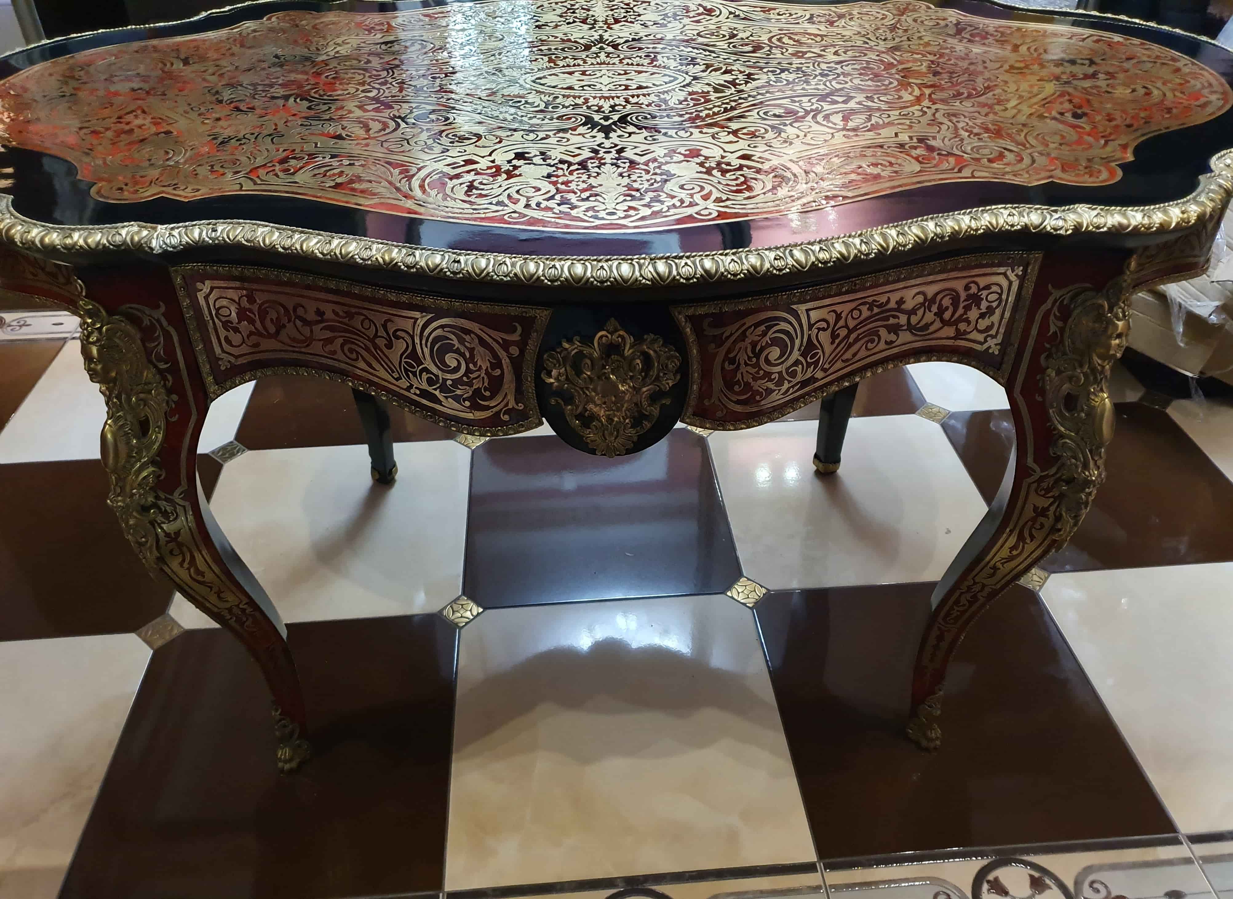 Антикварный письменный стол в стиле Буль